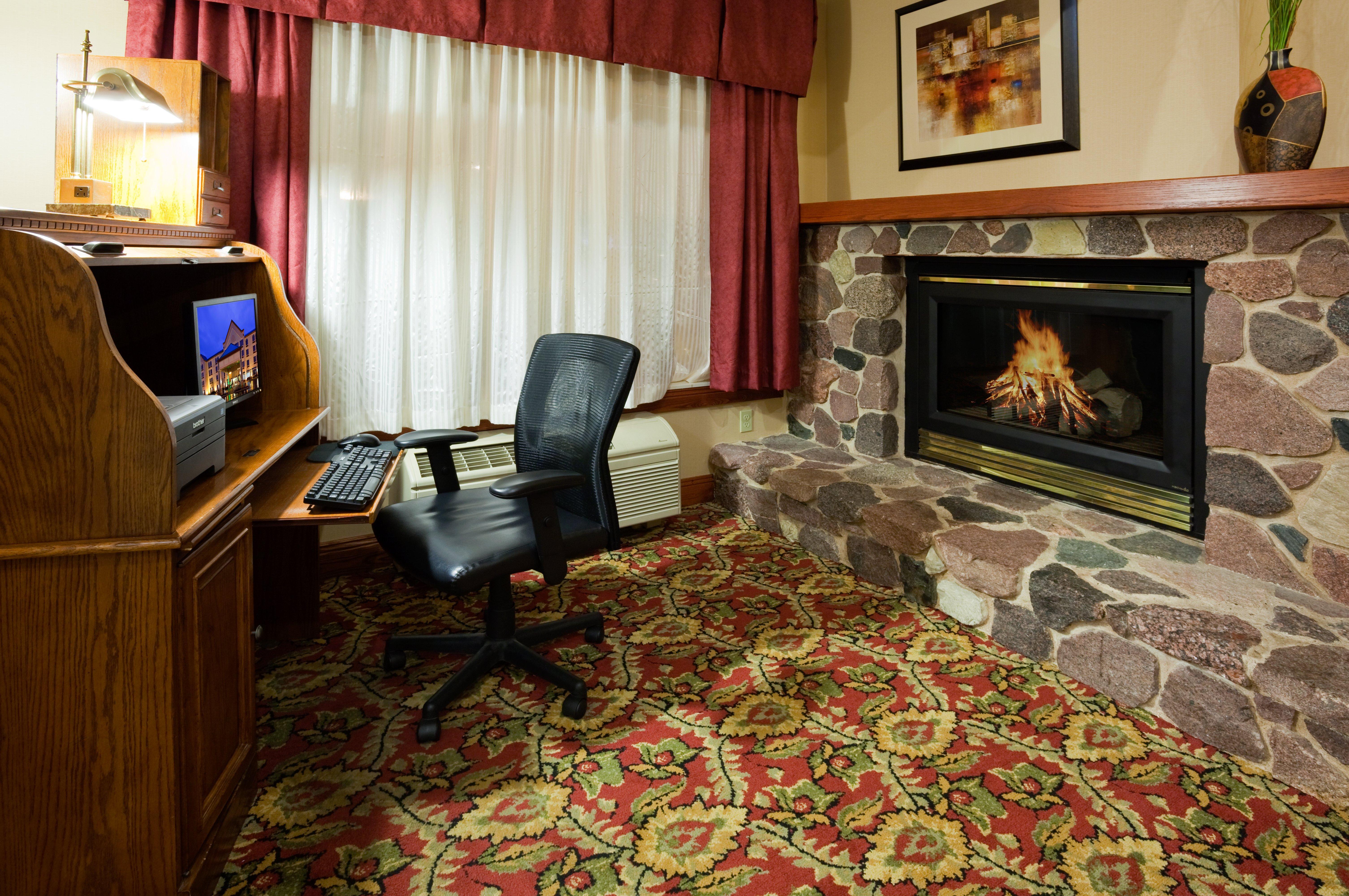 Holiday Inn & Suites Wausau-Rothschild By Ihg Eksteriør bilde